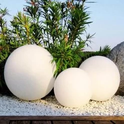 Waterproof Outdoor LED Ball Lights Décor 20cm