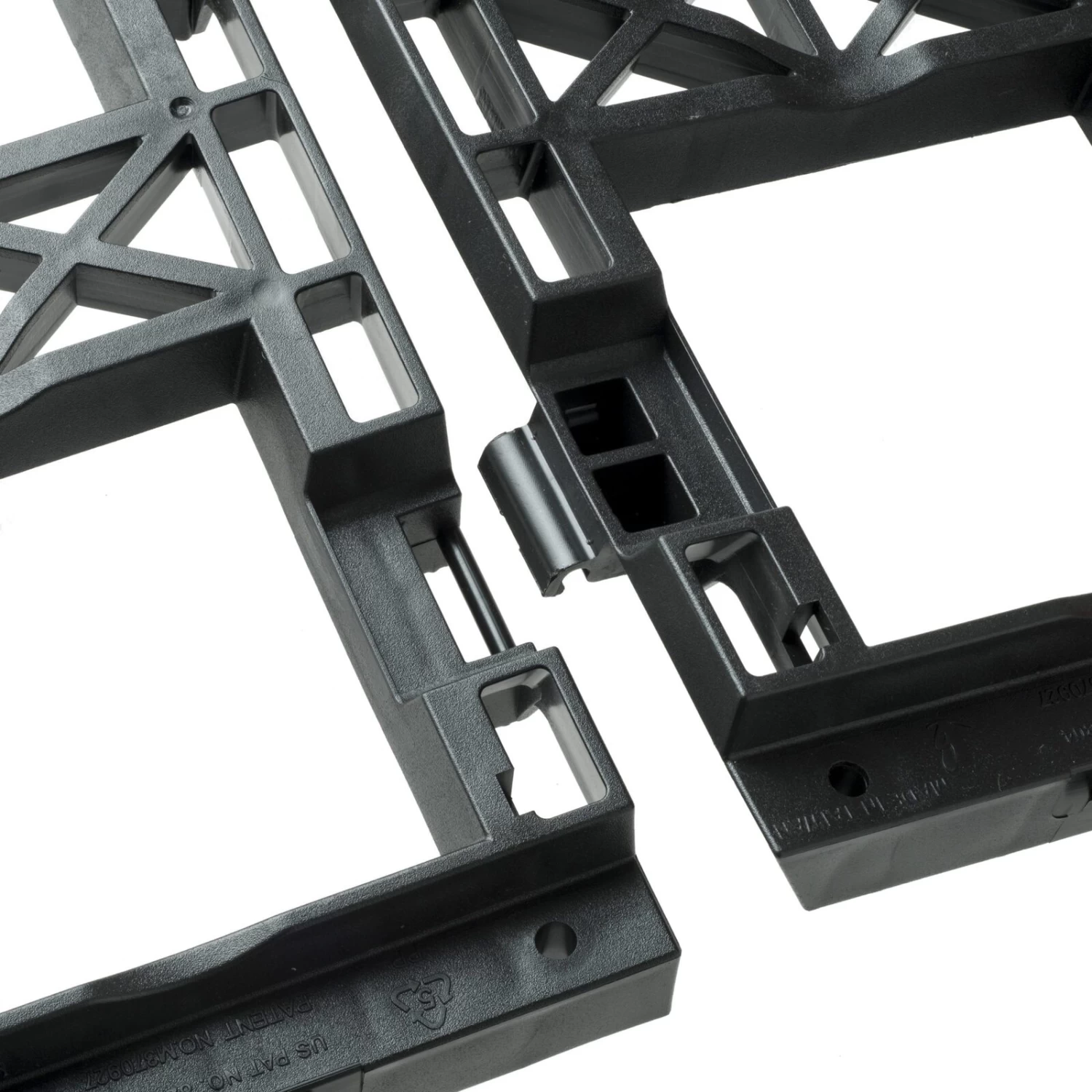 Maze Three Tier Vertical Garden (3 Pots) - Image 4