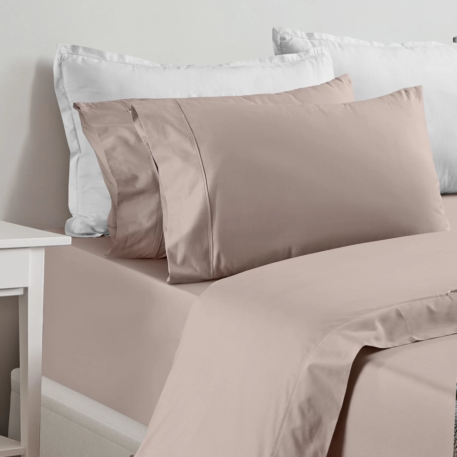 Renee Taylor 1500 Thread Count Pure Soft Cotton Blend Flat & Fitted Sheet Set - Image 17